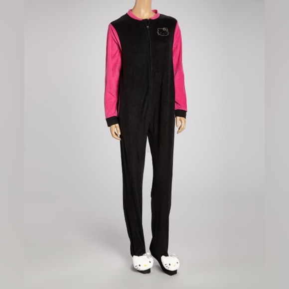 Hello Kitty® | Black & Pink Polar Fleece Hello Kitty Footie Pajamas - Women - Picture 1 of 2